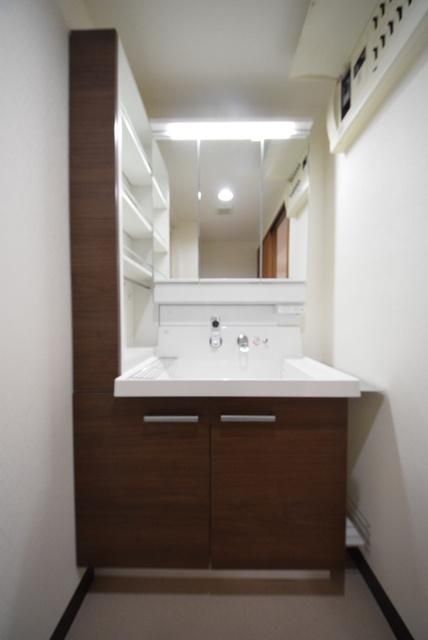 洗面設備　☆内見のご予約はタウンハウジングまで☆