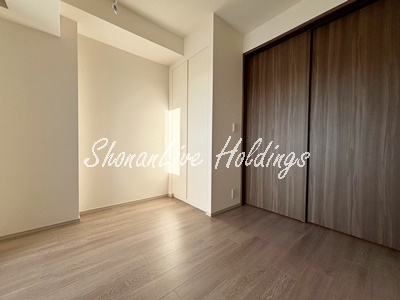 その他部屋・スペース　木目調のおしゃれな寝室♪