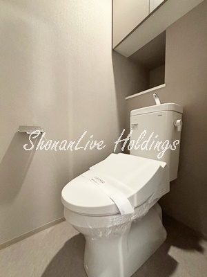 トイレ　温水洗浄便座付き♪