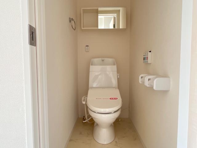 トイレ　シャワー付トイレ