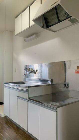 キッチン　キッチンは広々！