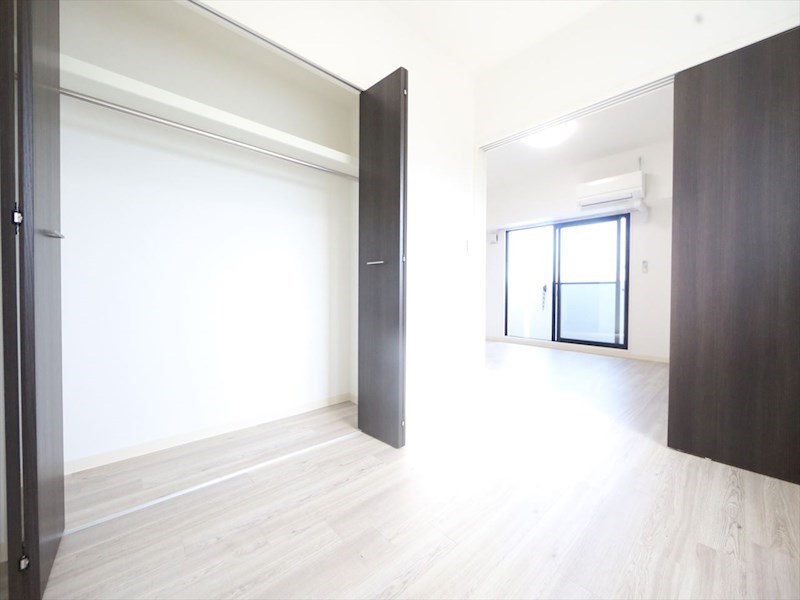 その他部屋・スペース　洋室4.3帖　クローゼット付（収納充実してます）