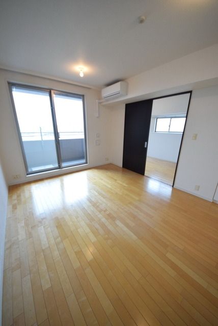 居室・リビング　☆明るいリビング☆