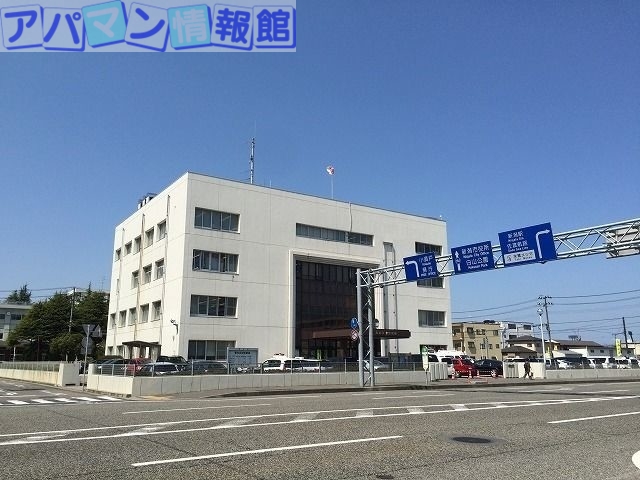 警察署・交番　新潟警察署（警察署・交番）まで551m