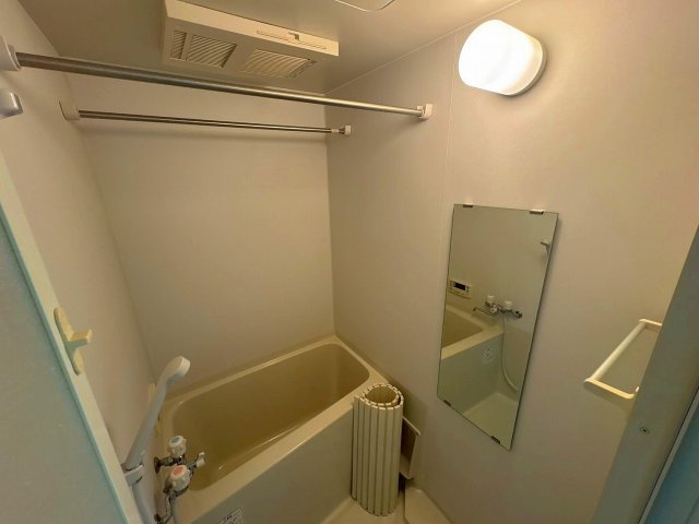 バス・シャワールーム　きれいなお風呂です