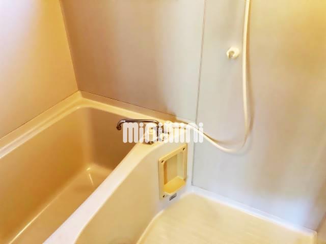 バス・シャワールーム　お風呂です。ゆっくりつかれます。