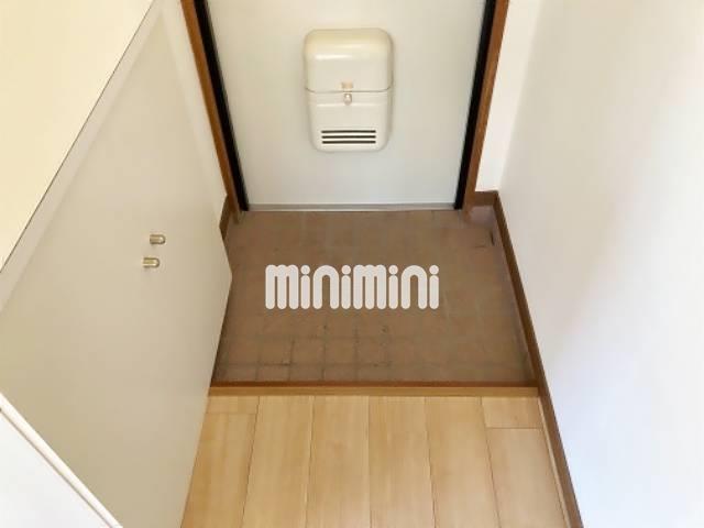 玄関　玄関です。下駄箱あります。