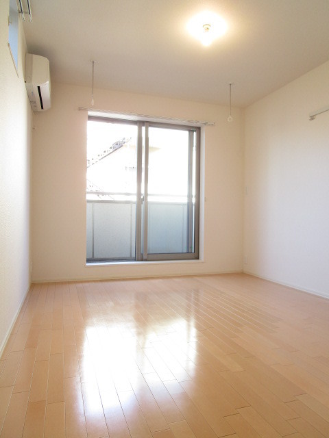 居室・リビング　★洋室７．２帖★