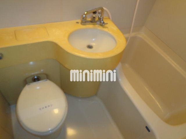 バス・シャワールーム　ユニットバスです