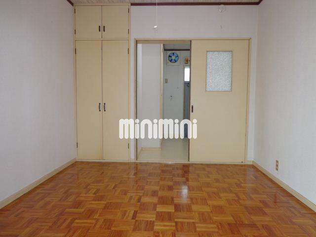 エントランス　リビングです