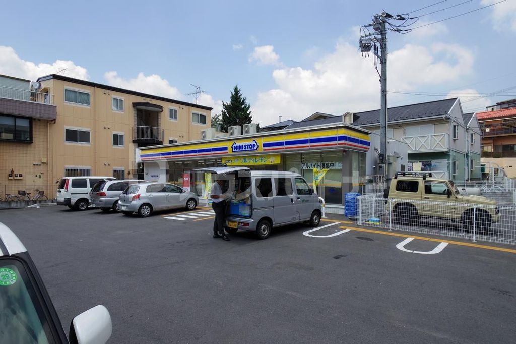 コンビニ　ミニストップ松戸小金清志町店（コンビニ）まで660m