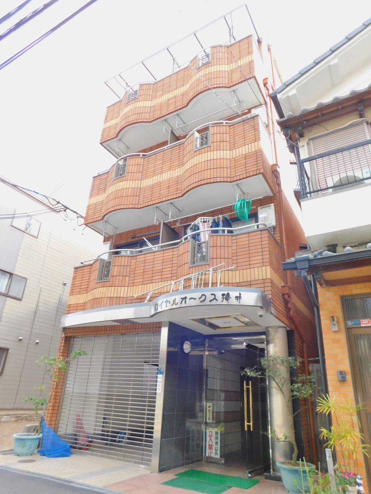 建物外観