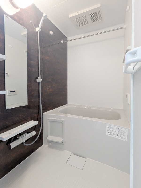 バス・シャワールーム　図面と現状に相違がある場合には現状を優先