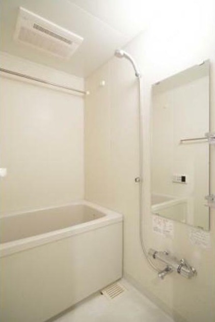 バス・シャワールーム　同タイプのお写真です