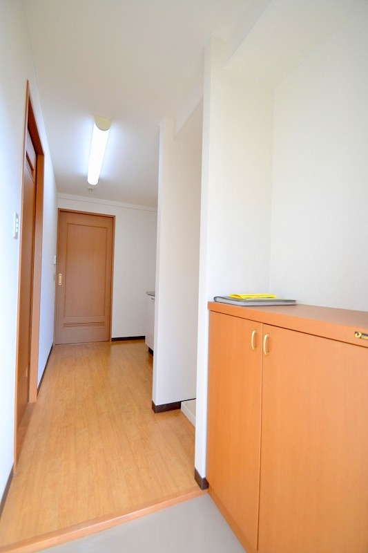 玄関　お問合せはシティホーム海田センター　082-821-2227