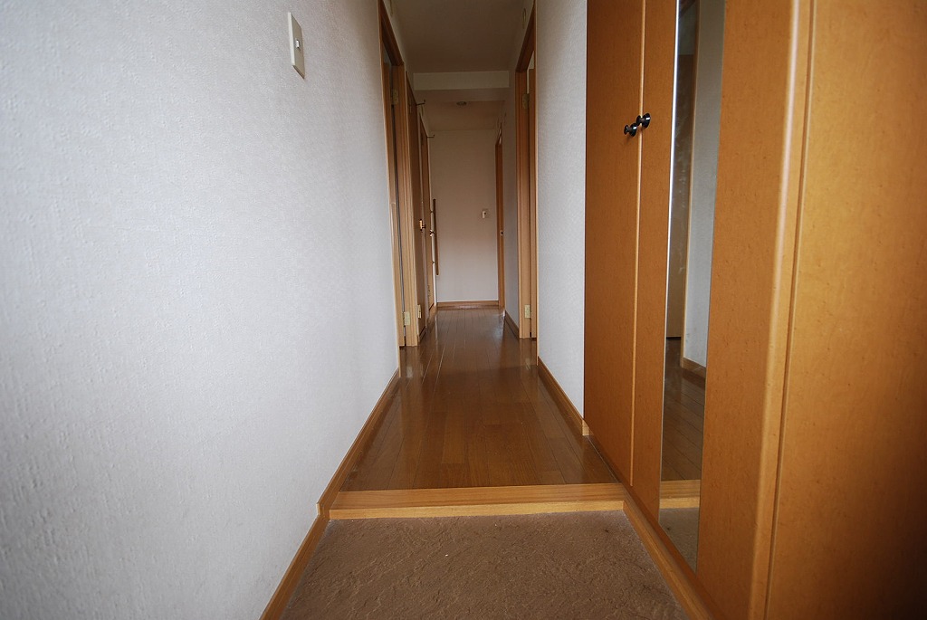 玄関　玄関 ※別号室参考写真