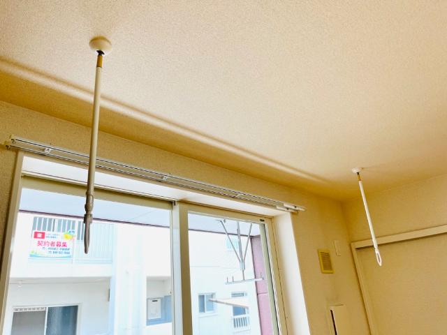 その他設備　室内物干し