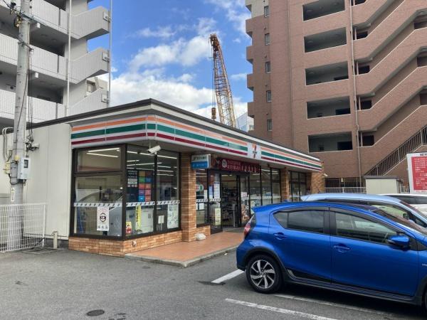 コンビニ　セブンイレブン福岡大橋2丁目店（コンビニ）まで176m