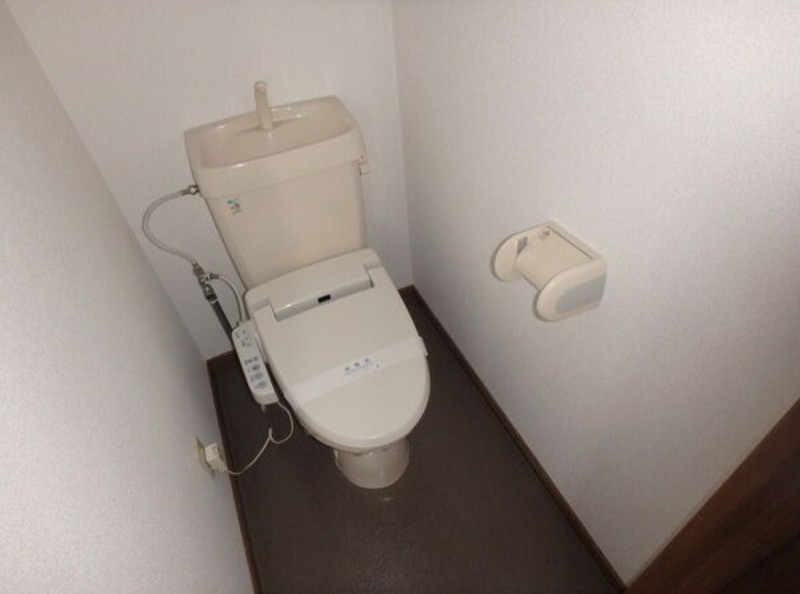 トイレ　図面と現状に相違がある場合には現状を優先