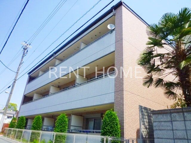 建物外観　鉄骨造３階建