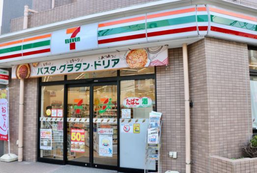 コンビニ　セブンイレブン 江東亀戸4丁目店（コンビニ）まで536m