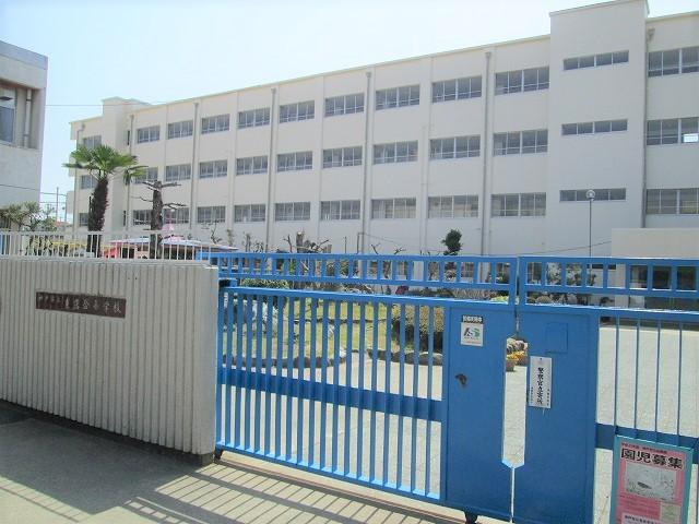 小学校　神戸市立東落合小学校（小学校）まで420m