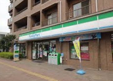 コンビニ　ファミリーマート 豊四季駅前店（コンビニ）まで785m