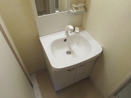 洗面設備　同タイプの内観です。