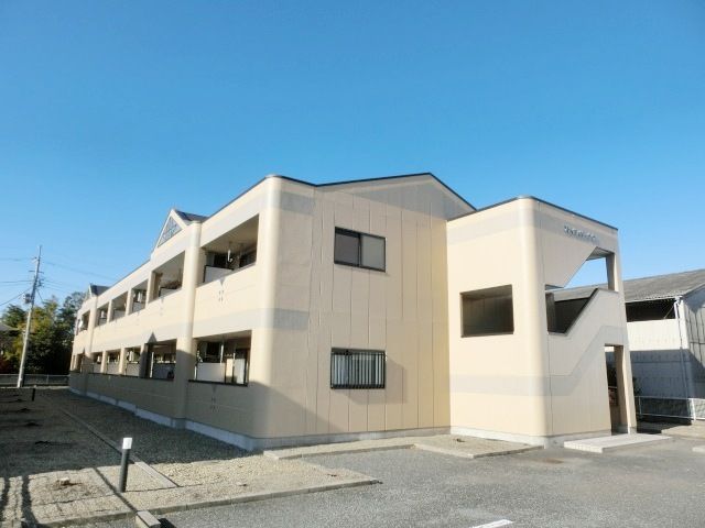 建物外観　日当たりの良い物件です。