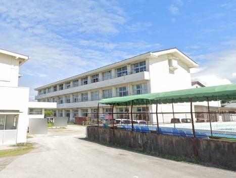 小学校　南国市立後免野田小学校（小学校）まで758m