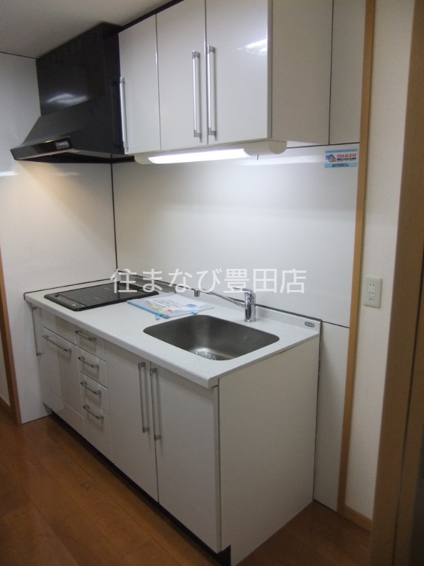 キッチン　同型別部屋写真