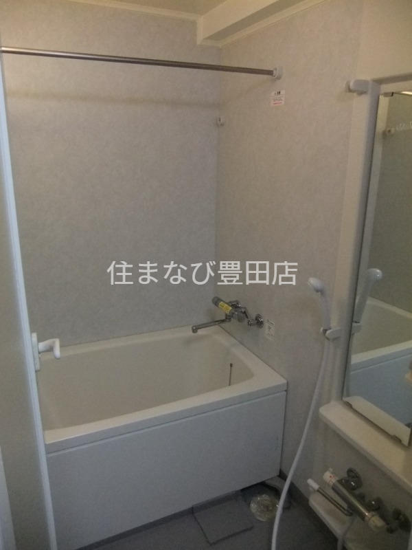 バス・シャワールーム　同型別部屋写真