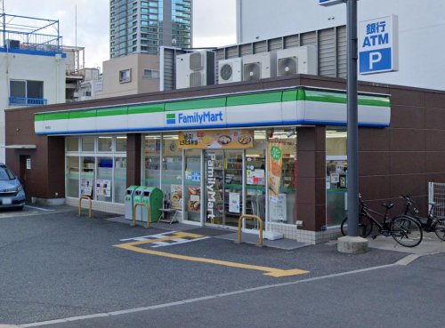 コンビニ　ファミリーマート 熊内町店（コンビニ）まで150m