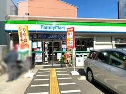 コンビニ　ファミリーマート姫島四丁目店（コンビニ）まで542m