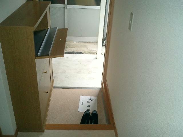 玄関　※別部屋写真