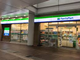 コンビニ　ファミリーマート品川シーサイド店（コンビニ）まで251m