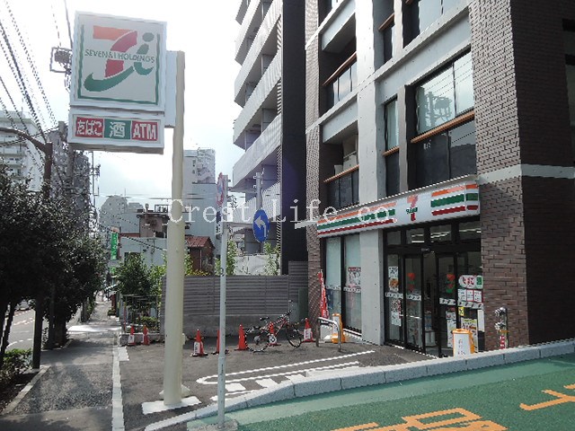 コンビニ　セブンイレブン市谷柳町店（コンビニ）まで261m