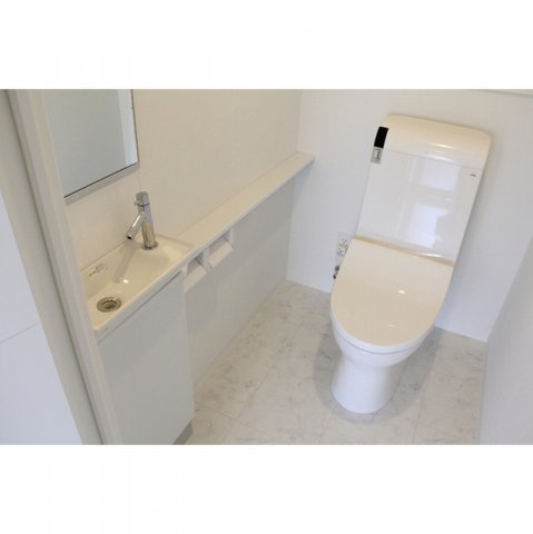 トイレ　トイレもきれいです