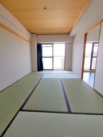 その他部屋・スペース　南向きで明るい和室