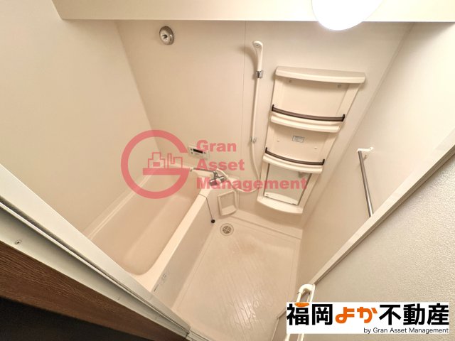 バス・シャワールーム　ゆったり過ごせるお風呂です
