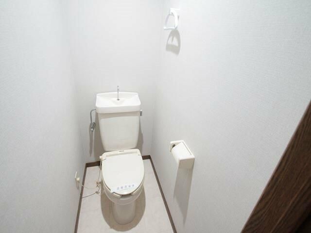 トイレ　コンパクトで使いやすいトイレです