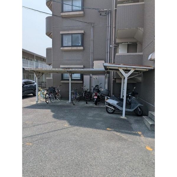 シャルマンドミールの外観写真