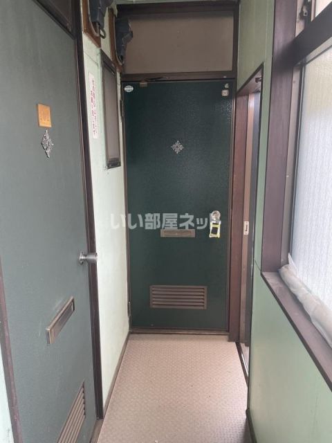 玄関