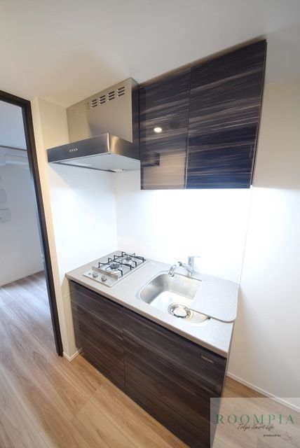 キッチン　※同タイプの別のお部屋です。