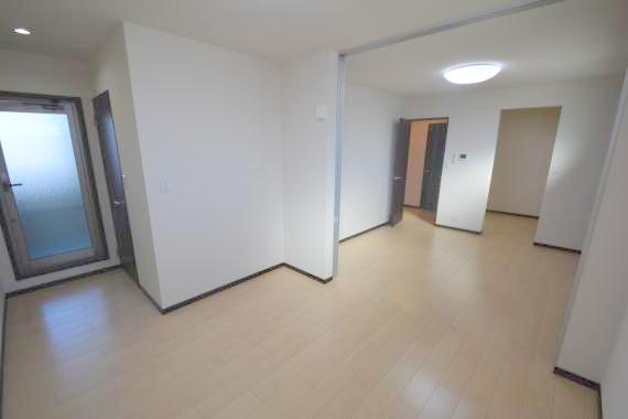 その他部屋・スペース　落ち着いた雰囲気のこのお部屋でゆっくりお休みください。