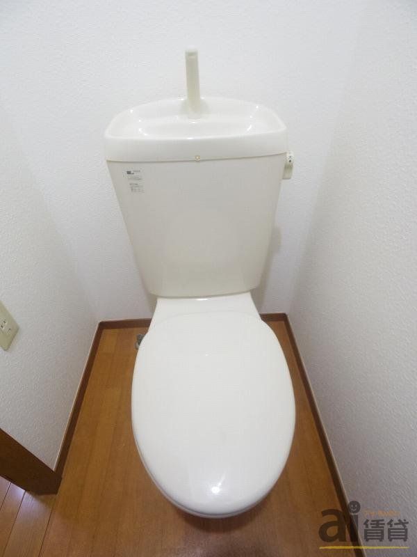 トイレ　※同仕様写真
