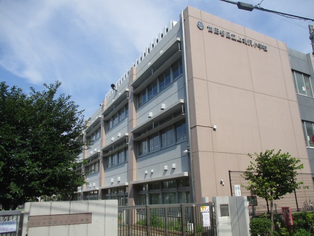小学校　世田谷区立上北沢小学校（小学校）まで468m