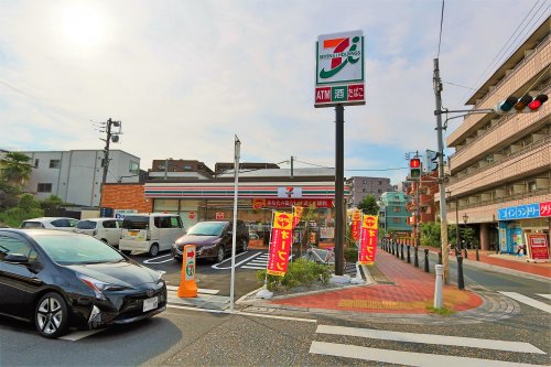 コンビニ　セブンイレブン 浦安北栄1丁目店（コンビニ）まで152m