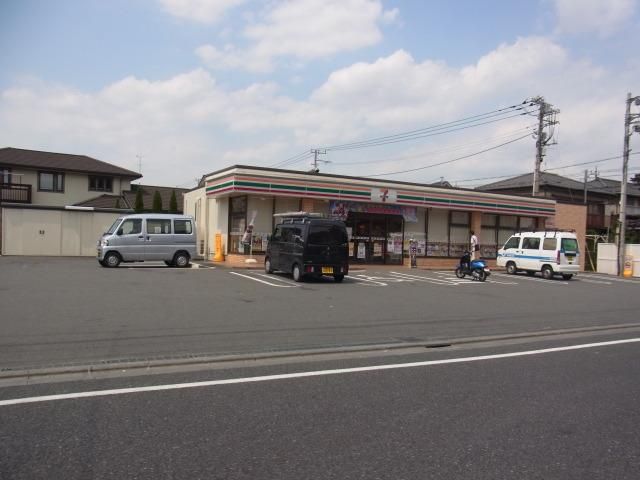 コンビニ　セブンイレブン（コンビニ）まで220m