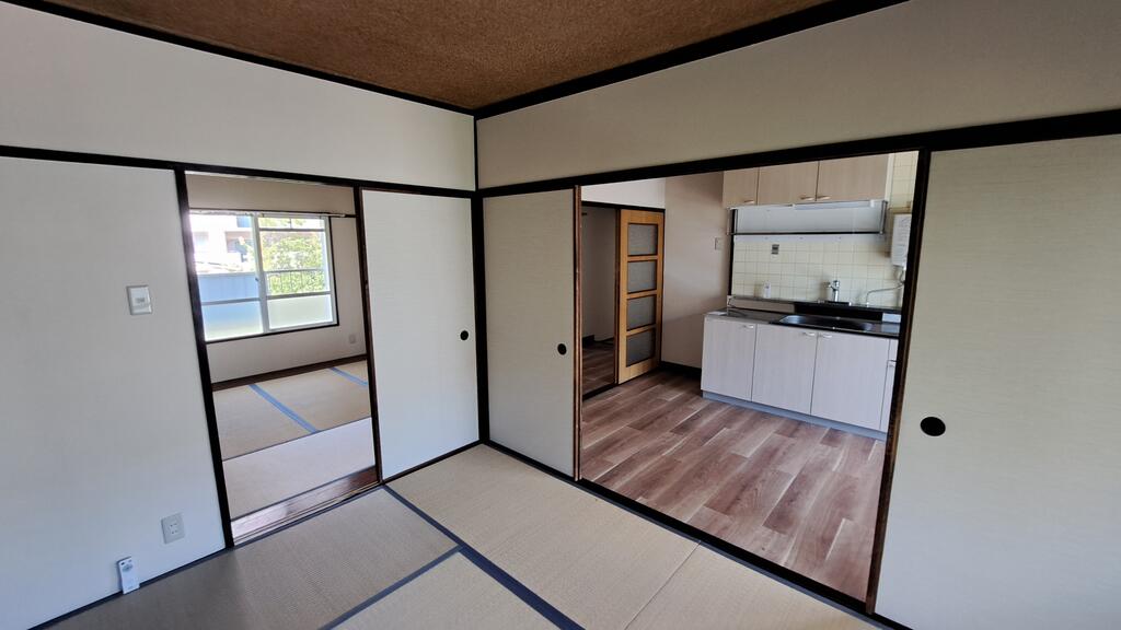 狭山住宅3号棟 2階の居間写真